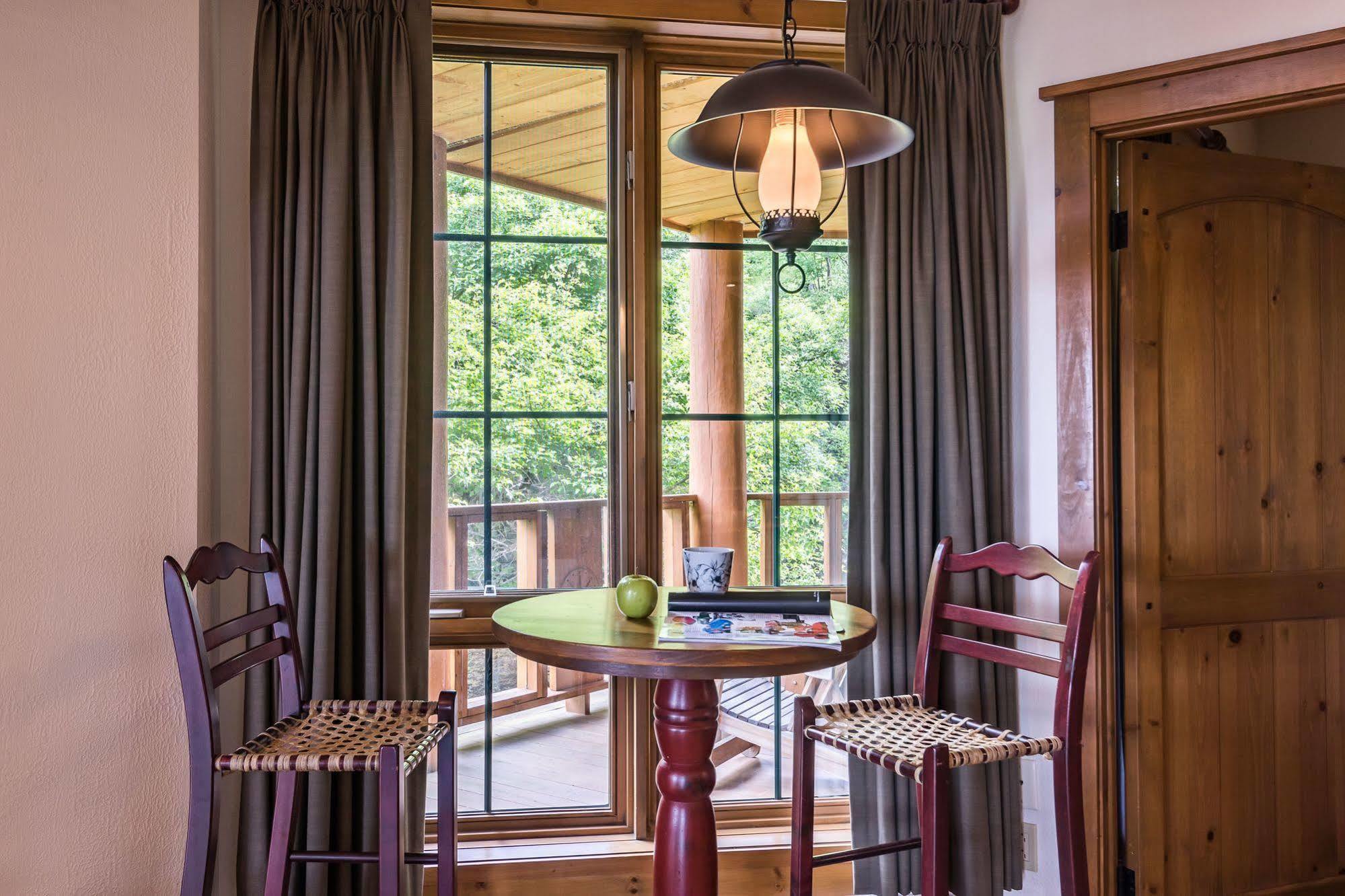 Hotel Equinox - Rvmt Mont-Tremblant Exteriér fotografie